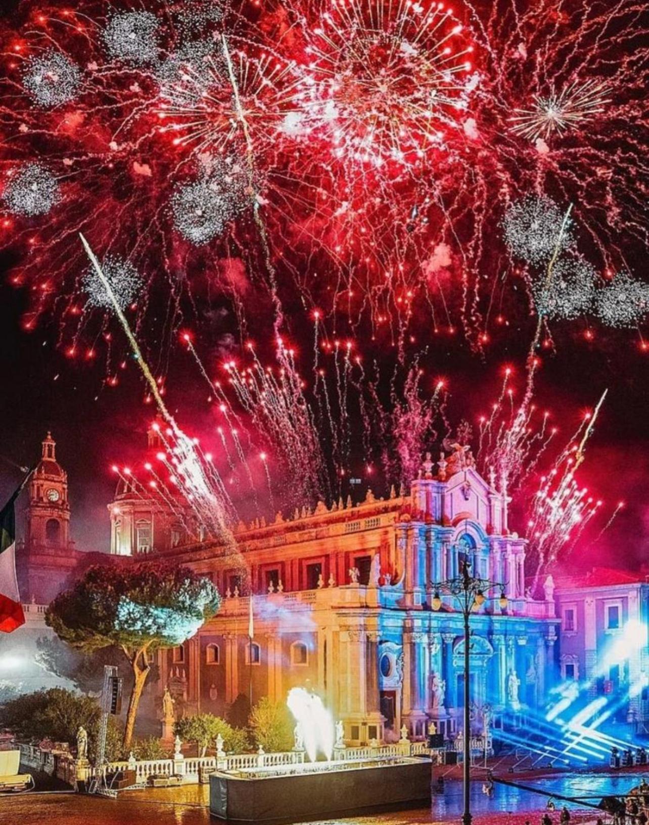 Leoscar Apartment In Catania Center Self Check-In المظهر الخارجي الصورة