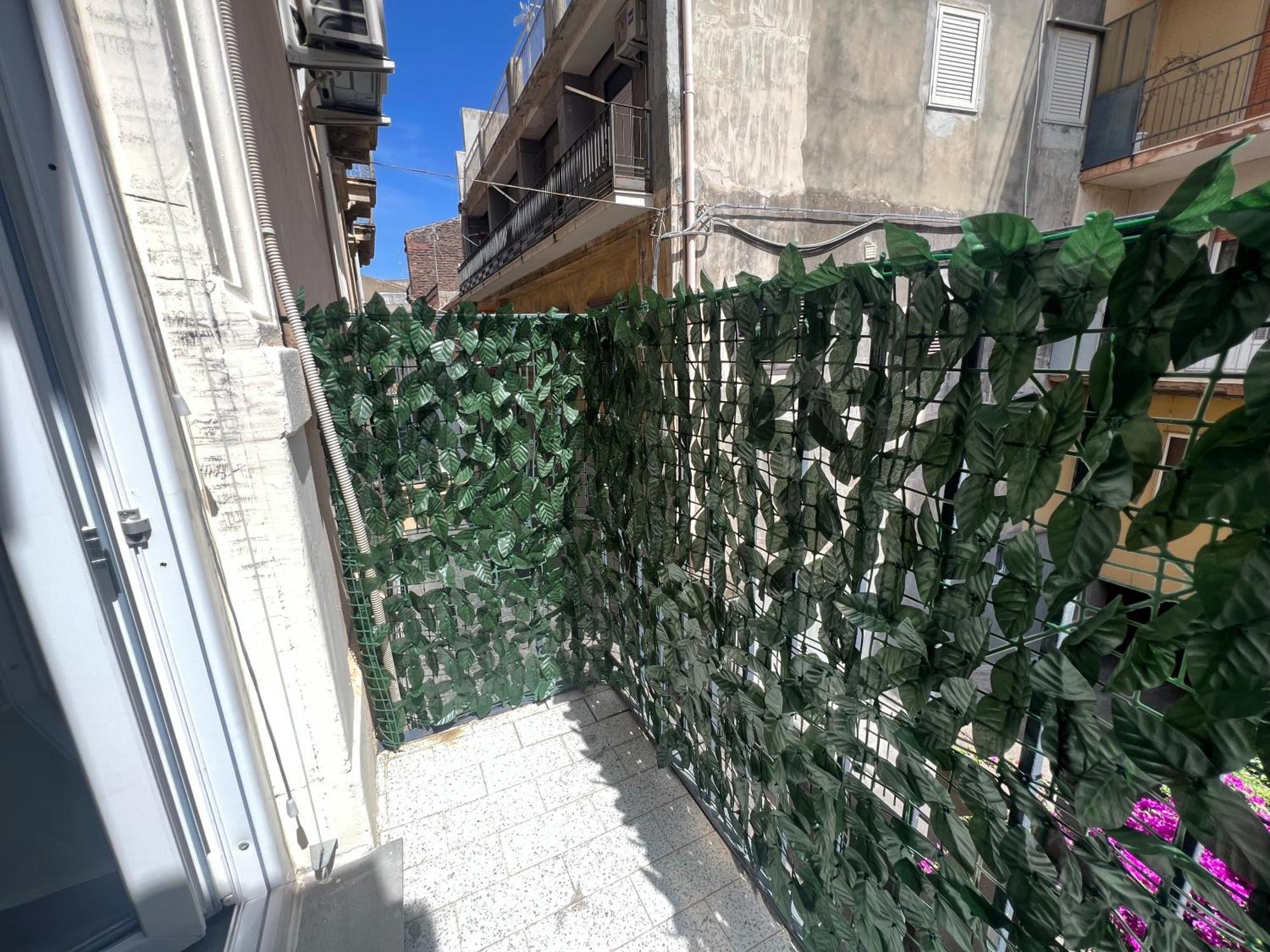 Leoscar Apartment In Catania Center Self Check-In المظهر الخارجي الصورة