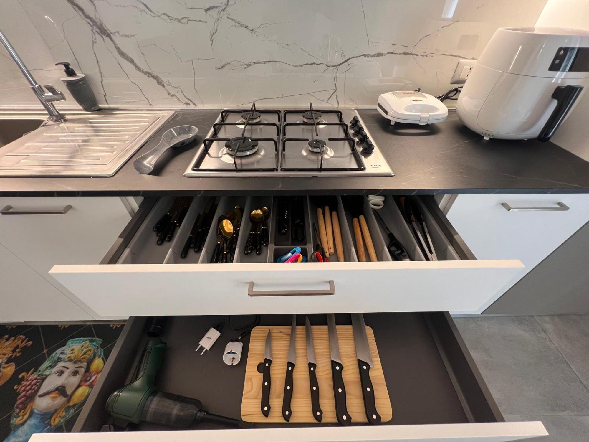 Leoscar Apartment In Catania Center Self Check-In المظهر الخارجي الصورة