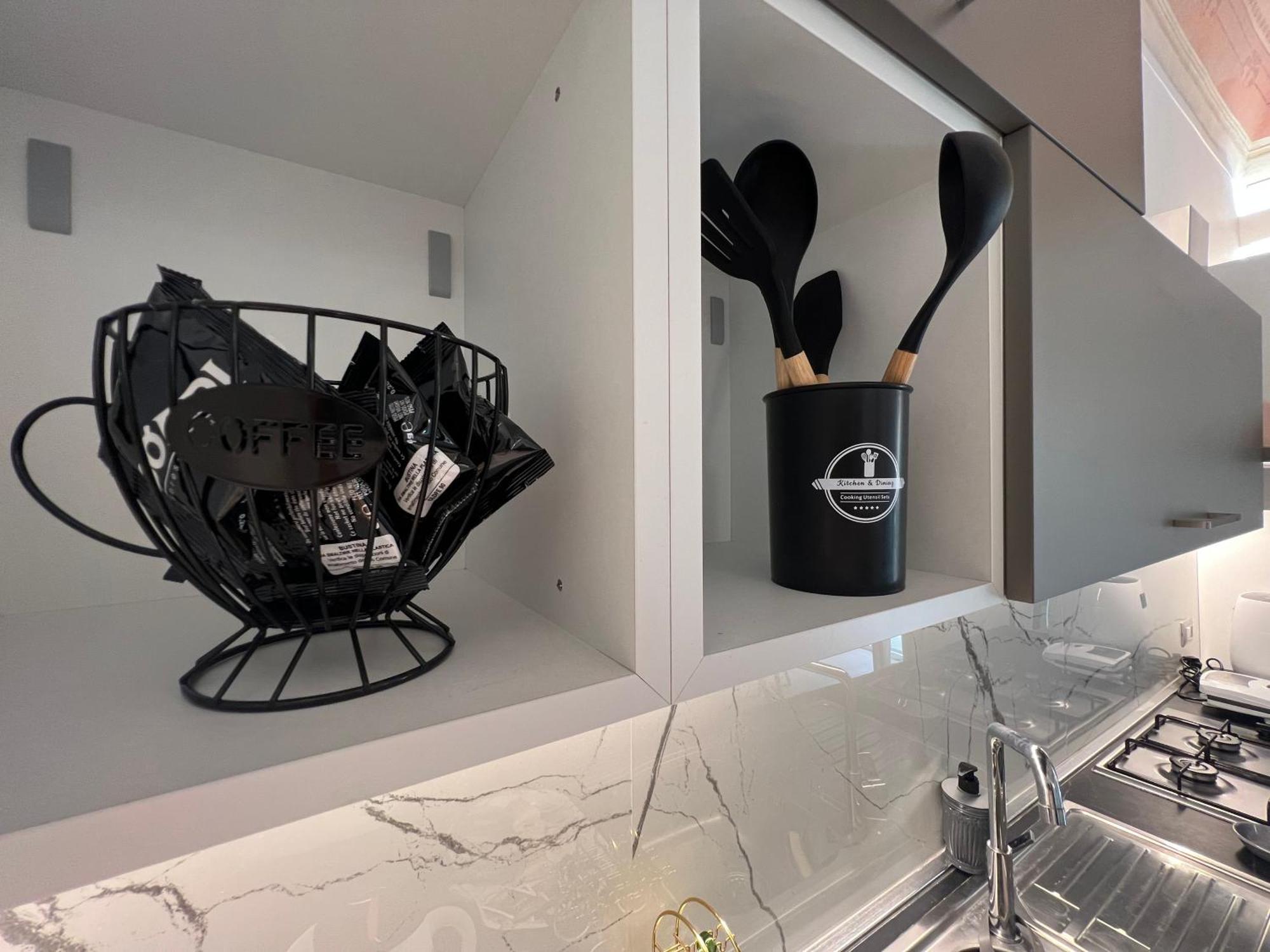 Leoscar Apartment In Catania Center Self Check-In المظهر الخارجي الصورة